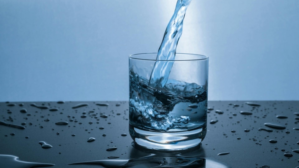 water poured into pint glass